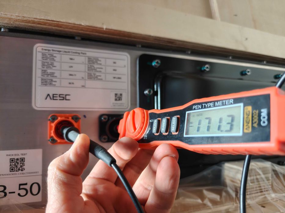 Nowa bateria 166.4V 52S1P LFP 305Ah chłodzona cieczą do magazynu energ