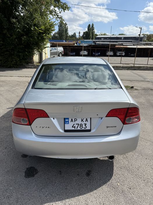Продам Honda Civic VIII 1.8 акпп ГБО