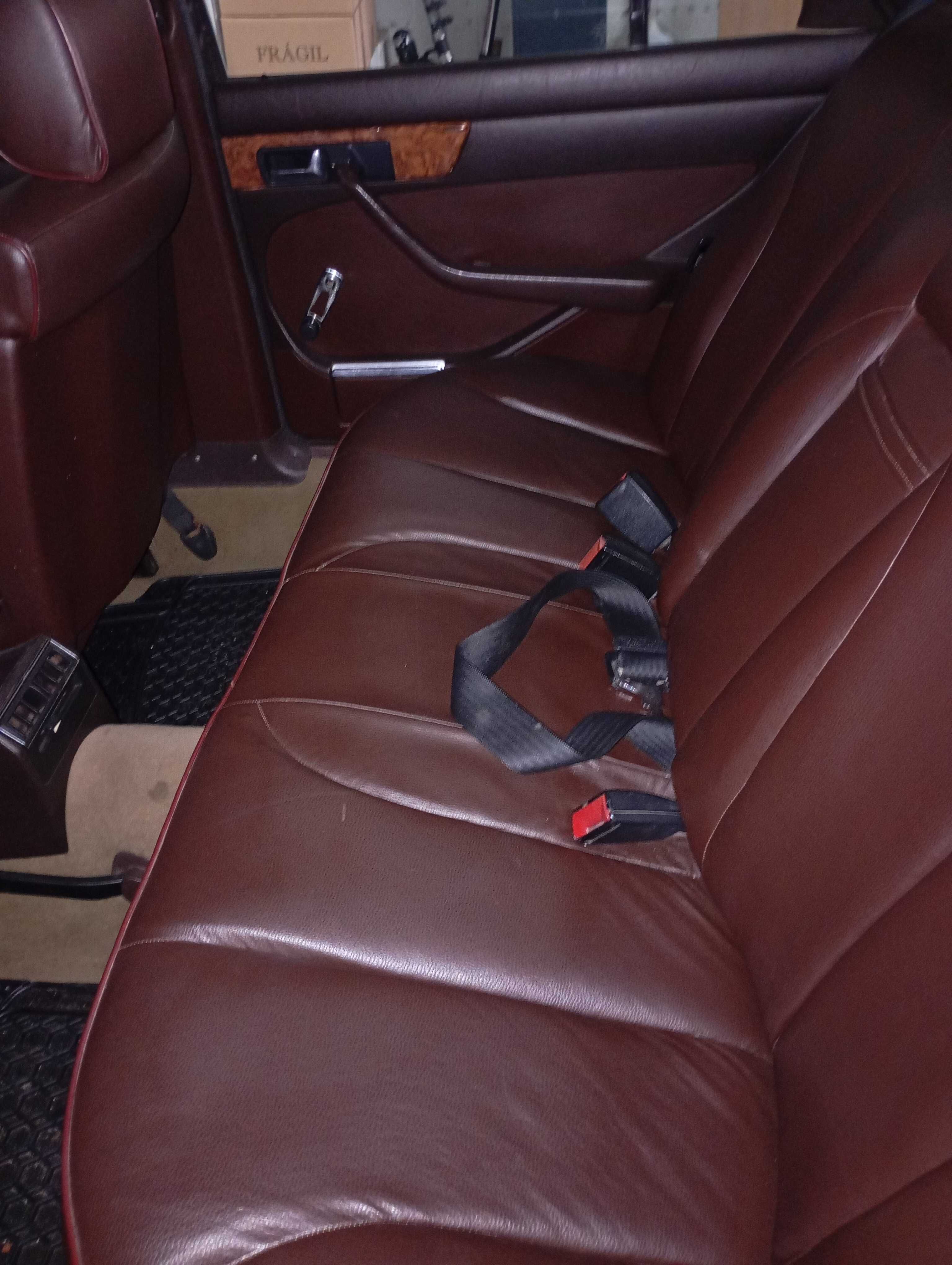 Mercedes 280 SE (clássico)