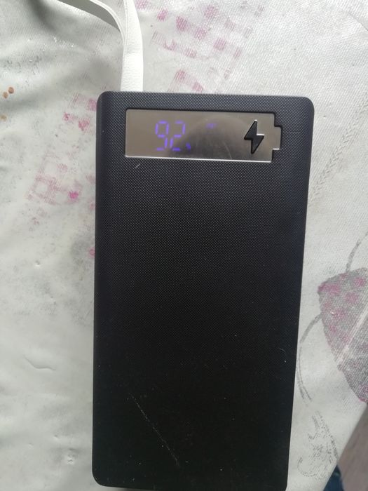 Павербанк 20000 мач, 30000 мАч быстрая зарядка 18w