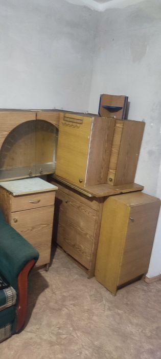 Продам кухню б/у, частично