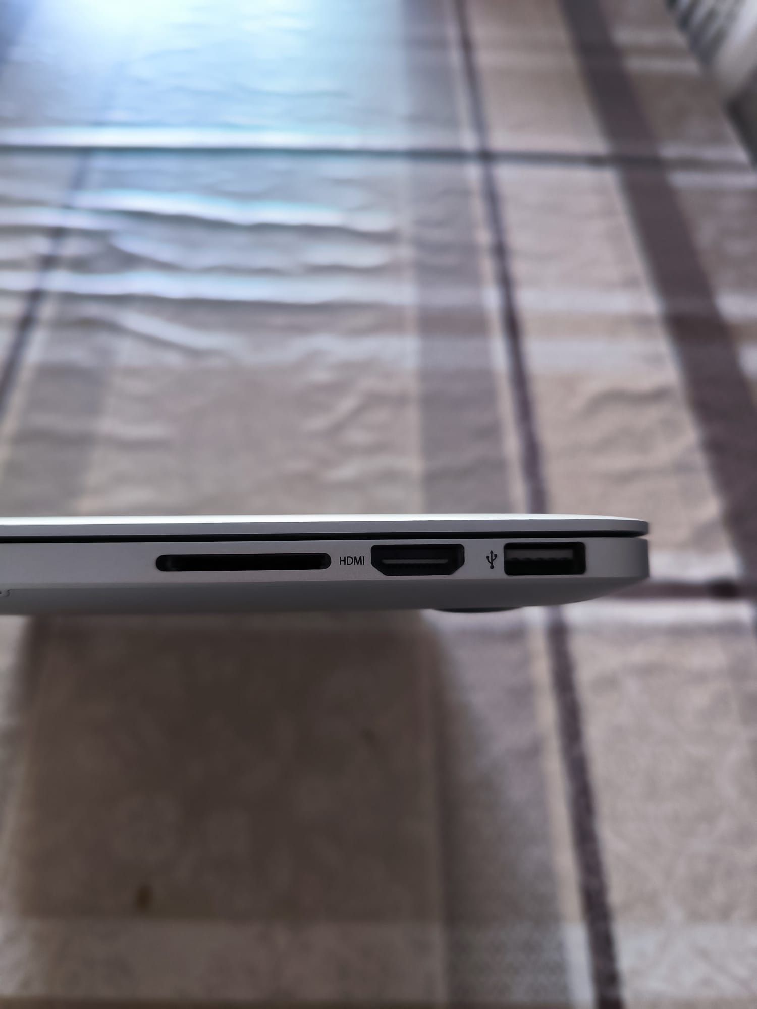 MacBook Pro 15" Retina - Version 11.0.1