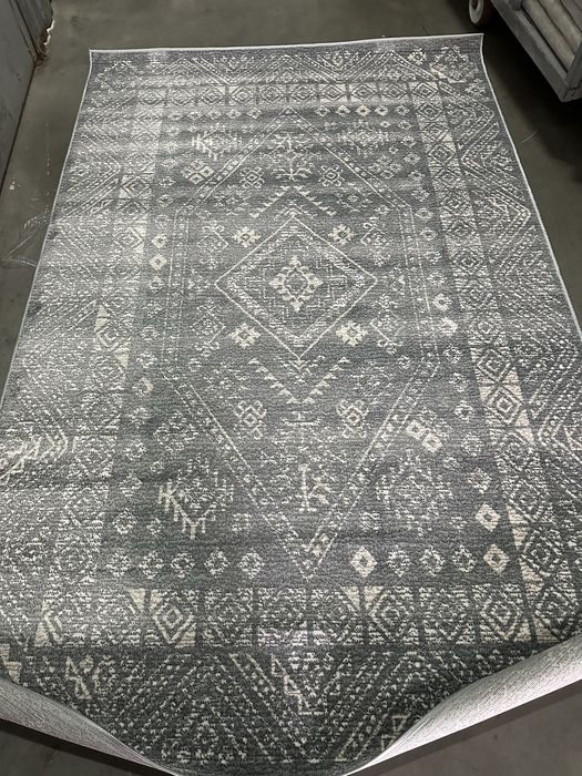 Розпродаж,уцінка килими,коври,палас.