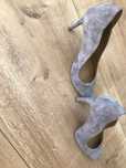 Buty zamszowe szpilki damskie