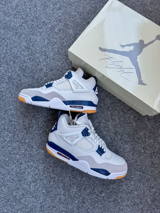 Nike Air Jordan 4 Navy - 41