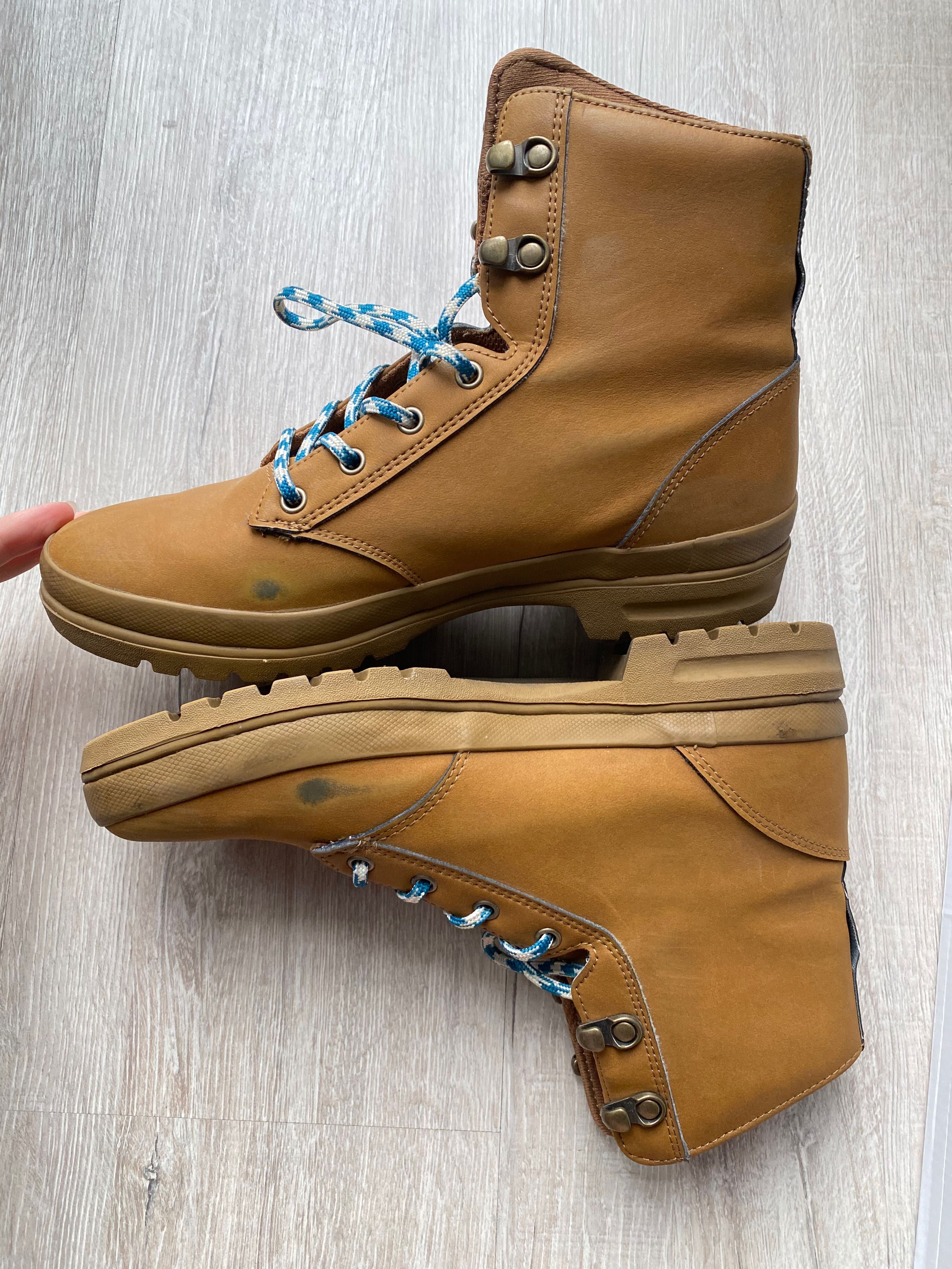 Trapery DC ala Timberland brązowe