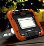 Latarka wielofunkcyjna Black&Decker