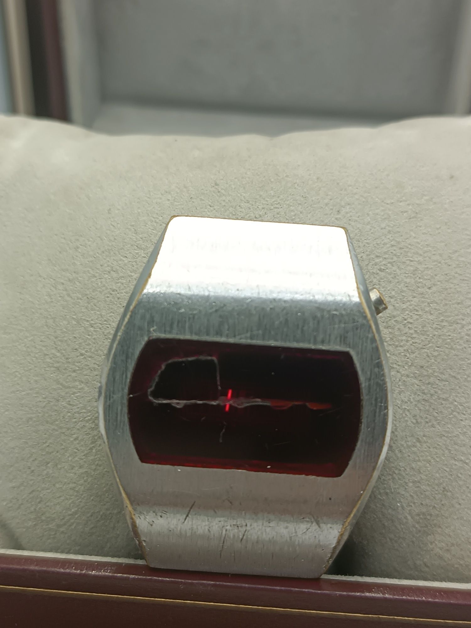 Zegarek elektronik LCD