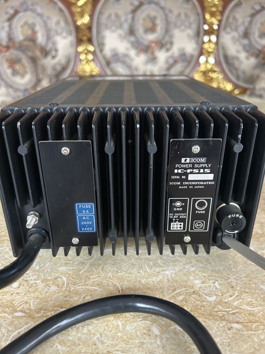 Yaesu zasilacz 20 amper