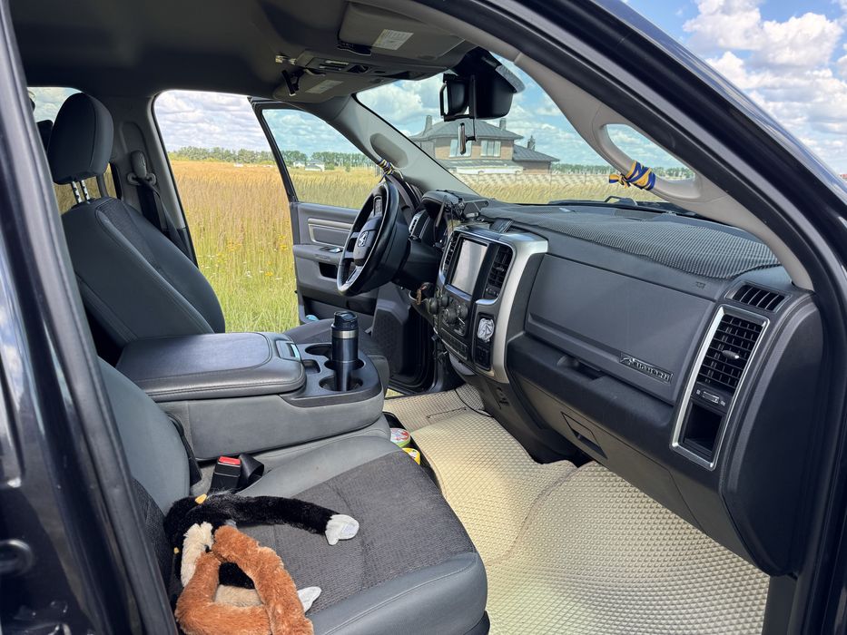 RAM 1500 Big Horm 2016 5.7 HEMI AWD