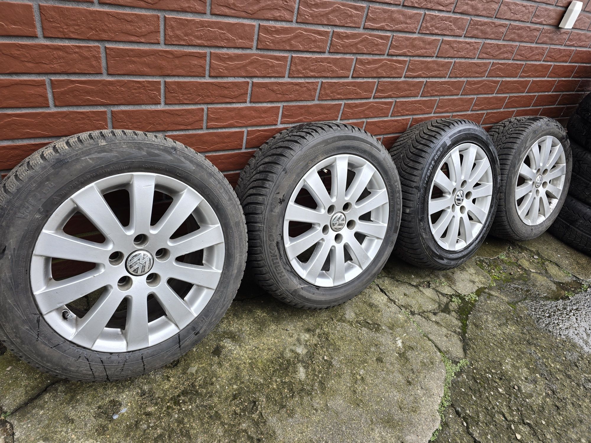 Sprzedam Alufelgi 5x112 VW Alufelgi z Oponami 205/55R16!