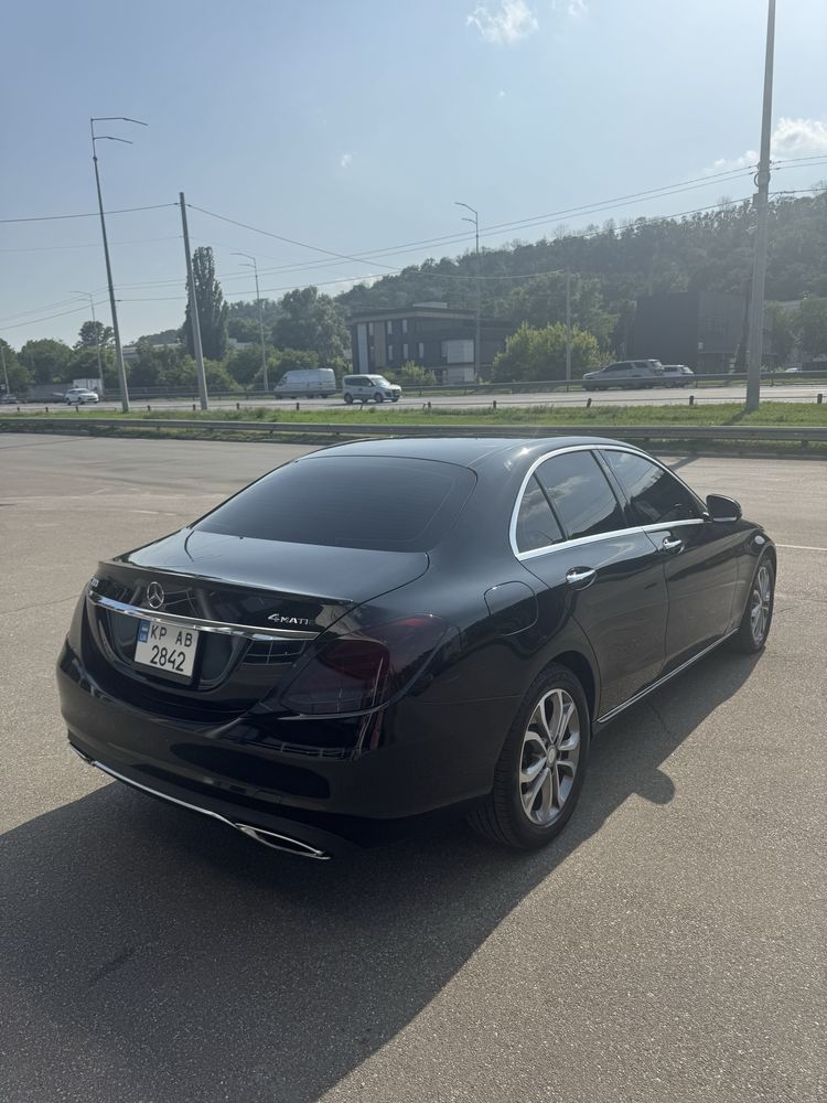Mercedes С300 2016 год 4matic