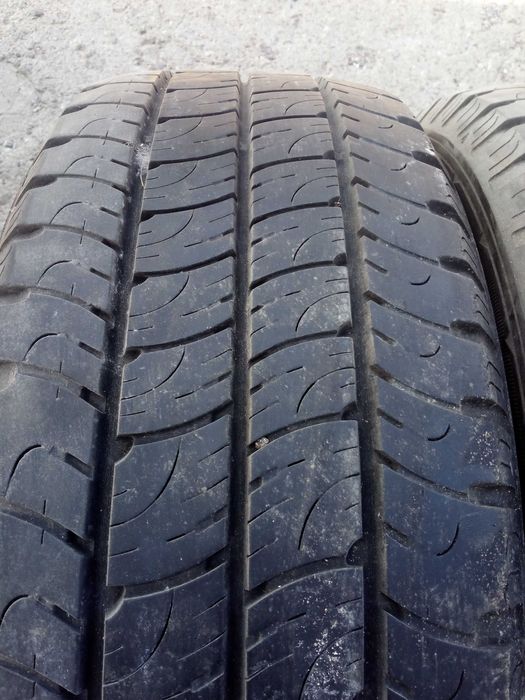 225/60/16C  -6,5-7mm -Goodyear --2szt -Tanio
