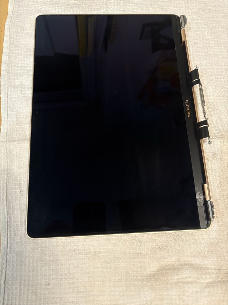 Skrzydlo/ ekran MacBook Air M1 A2337