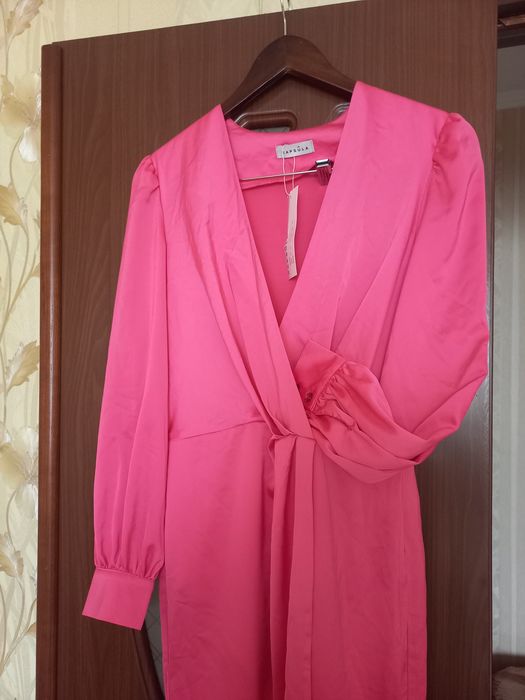 Випускна     сукня.