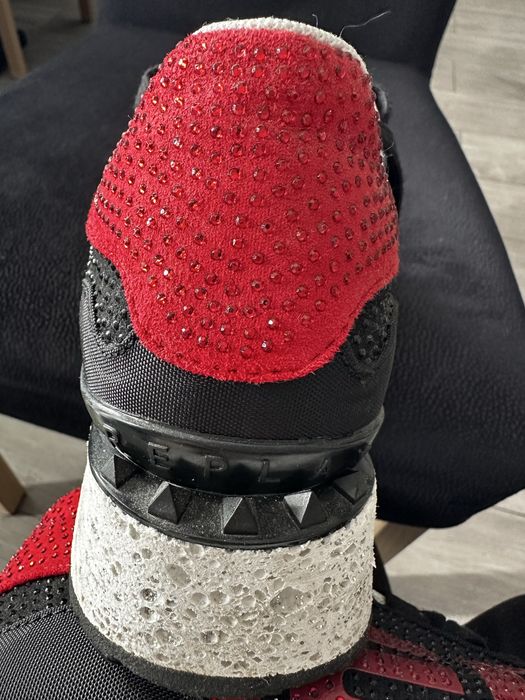 Buty sportowe snekarsy