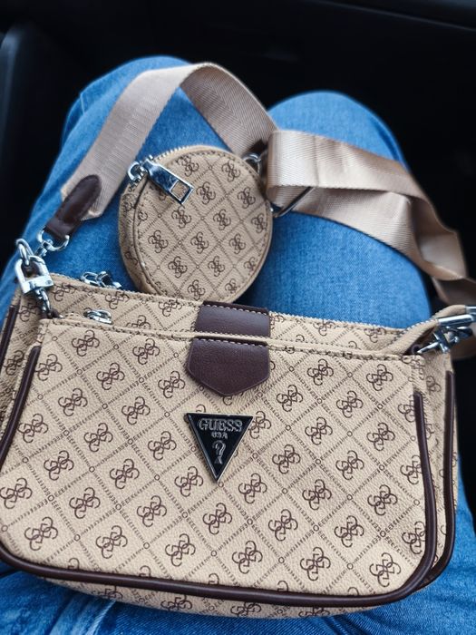 Torebka guess na co dzień listonoszka Ala nerka przez ramię beżowa