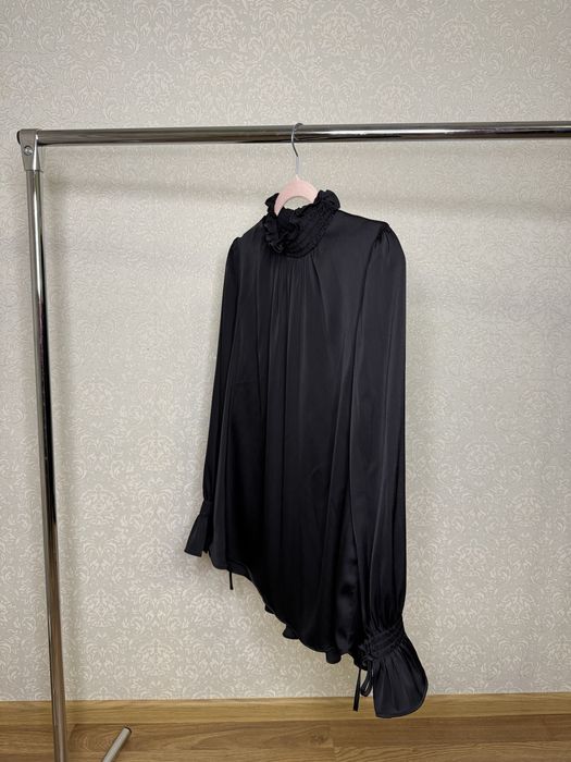 Продам шикарну кофту НМ