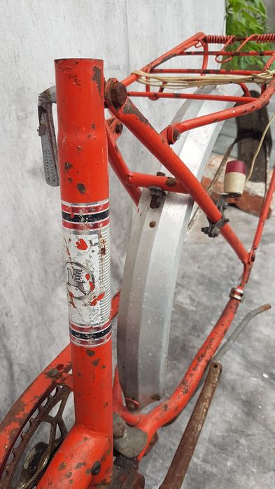 Rower czajka prl części oryginalny czerwony