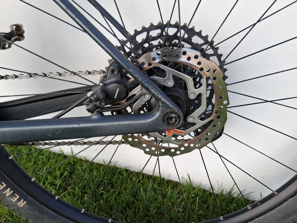 BTT Scott Scale 940 Carbono