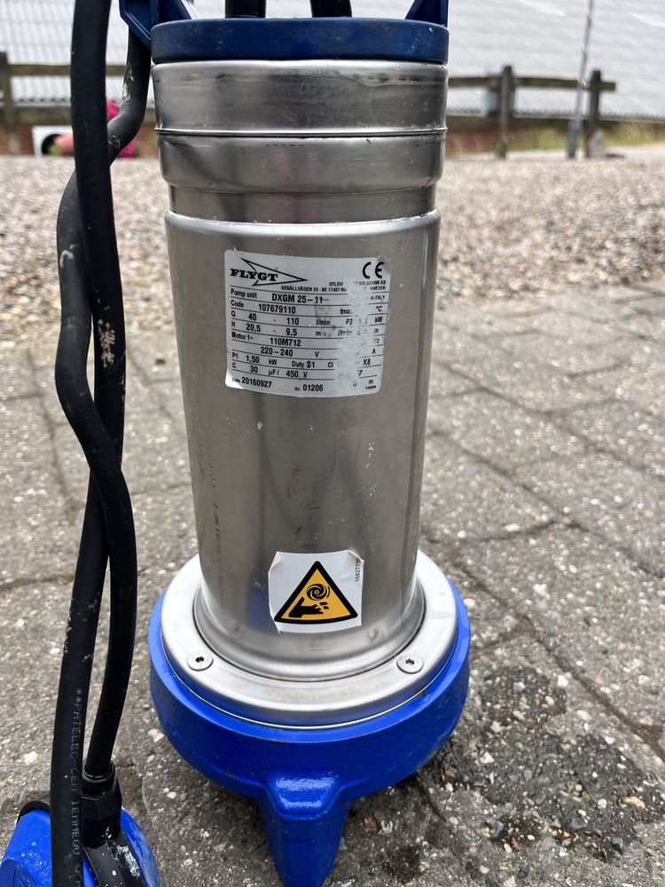 Zatapialna pompa FLYGT DXGM 25-11