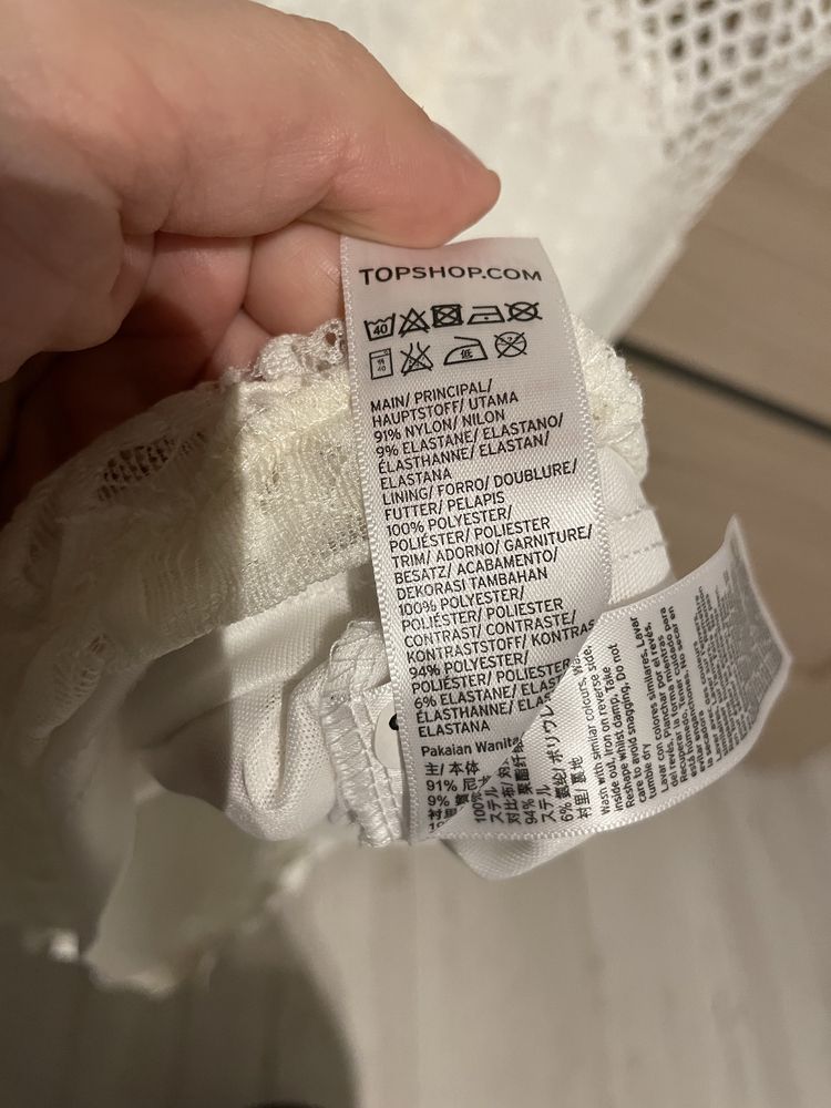 Biała sukienka Topshop z metką koronka haft