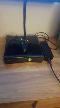 Konsola xbox360 slim zestaw