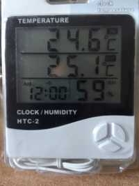 Sprzedam stację pogody dwa termometry zegarek budzik barometr