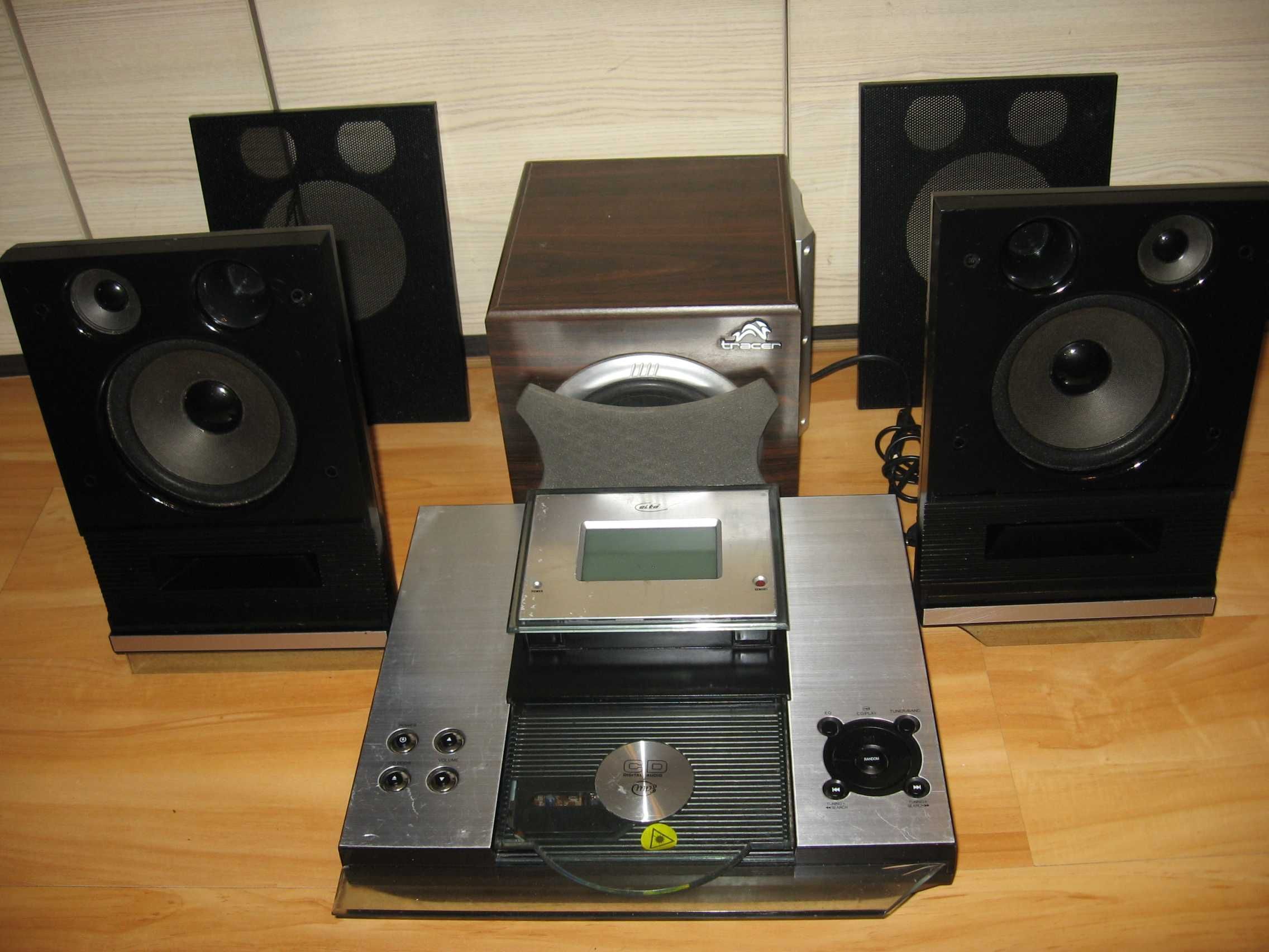 wieża ELTA  NO 2444 MP3