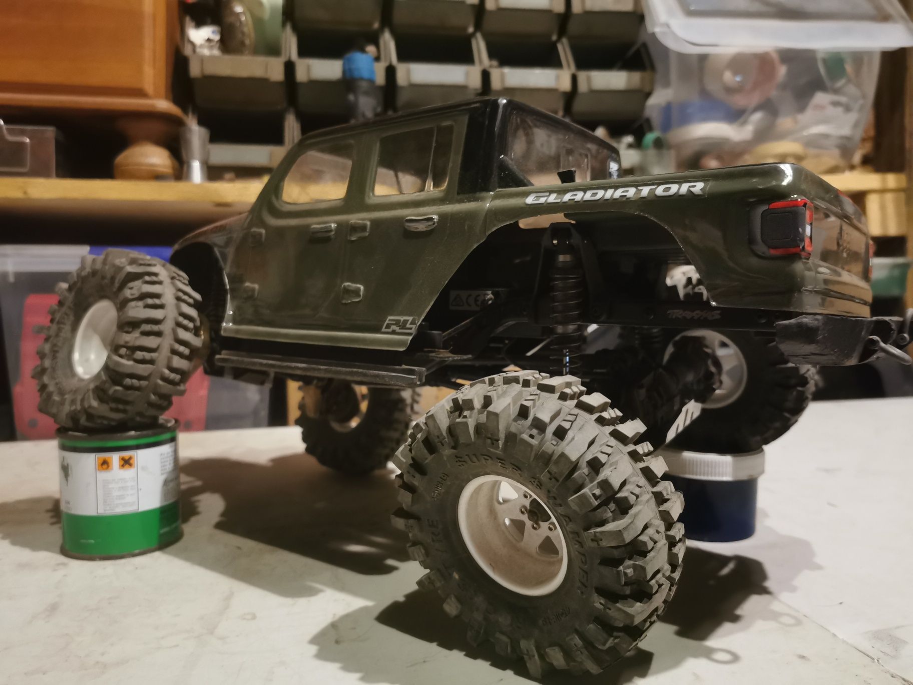 Traxxas trx4 jeep gladiator proline rc crawler
