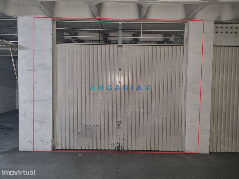 ANG1500 - Garagem para Venda em Leiria