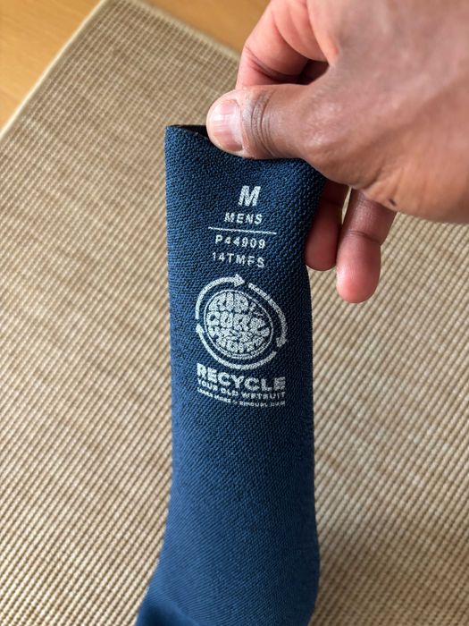 Fato surf Rip Curl E bomb 4/3 como novo