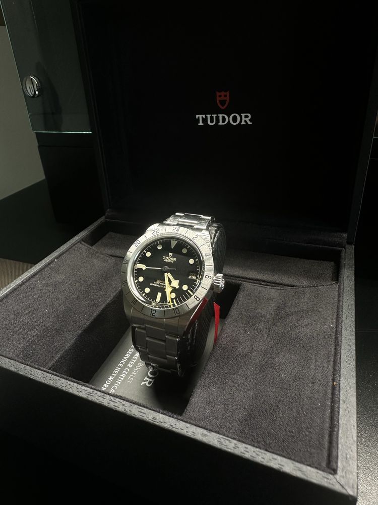 Tudor black bay pro
