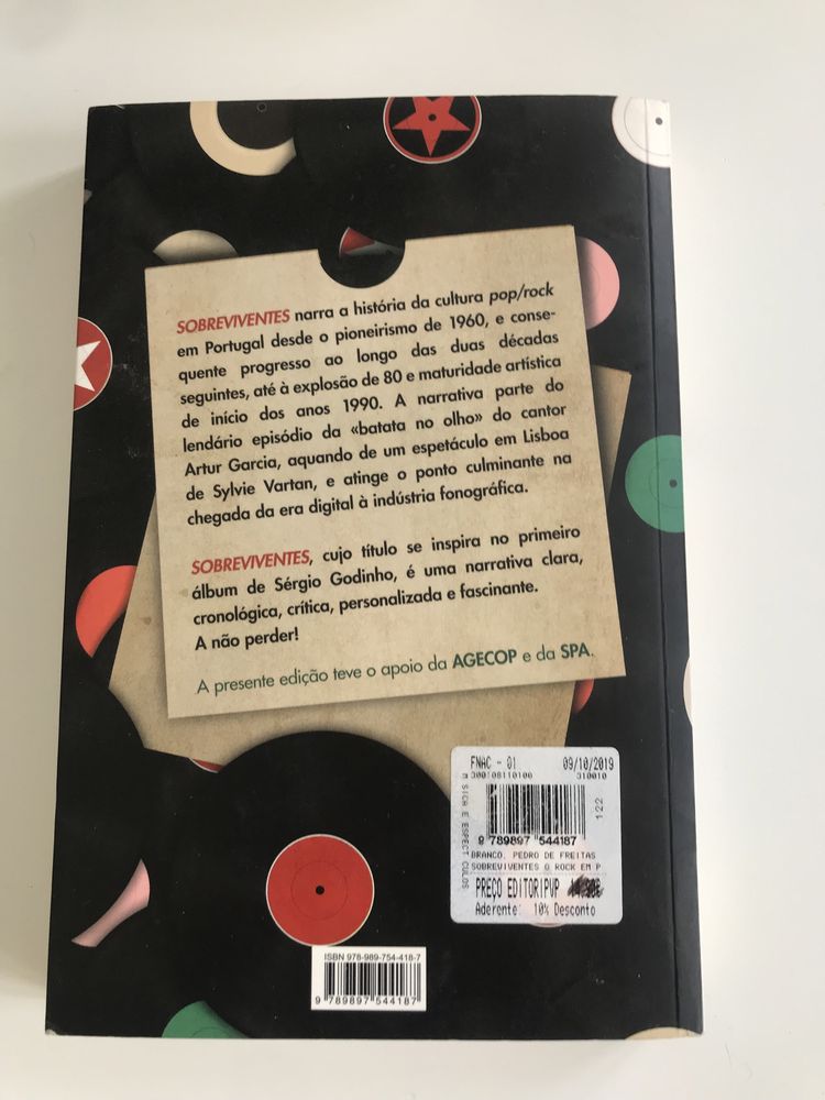 Vendo livro,   entrego em mãos