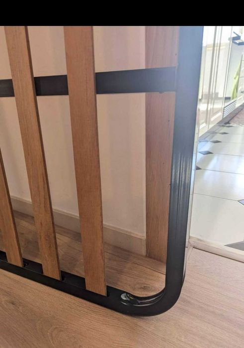 Cama de ferro + estrado