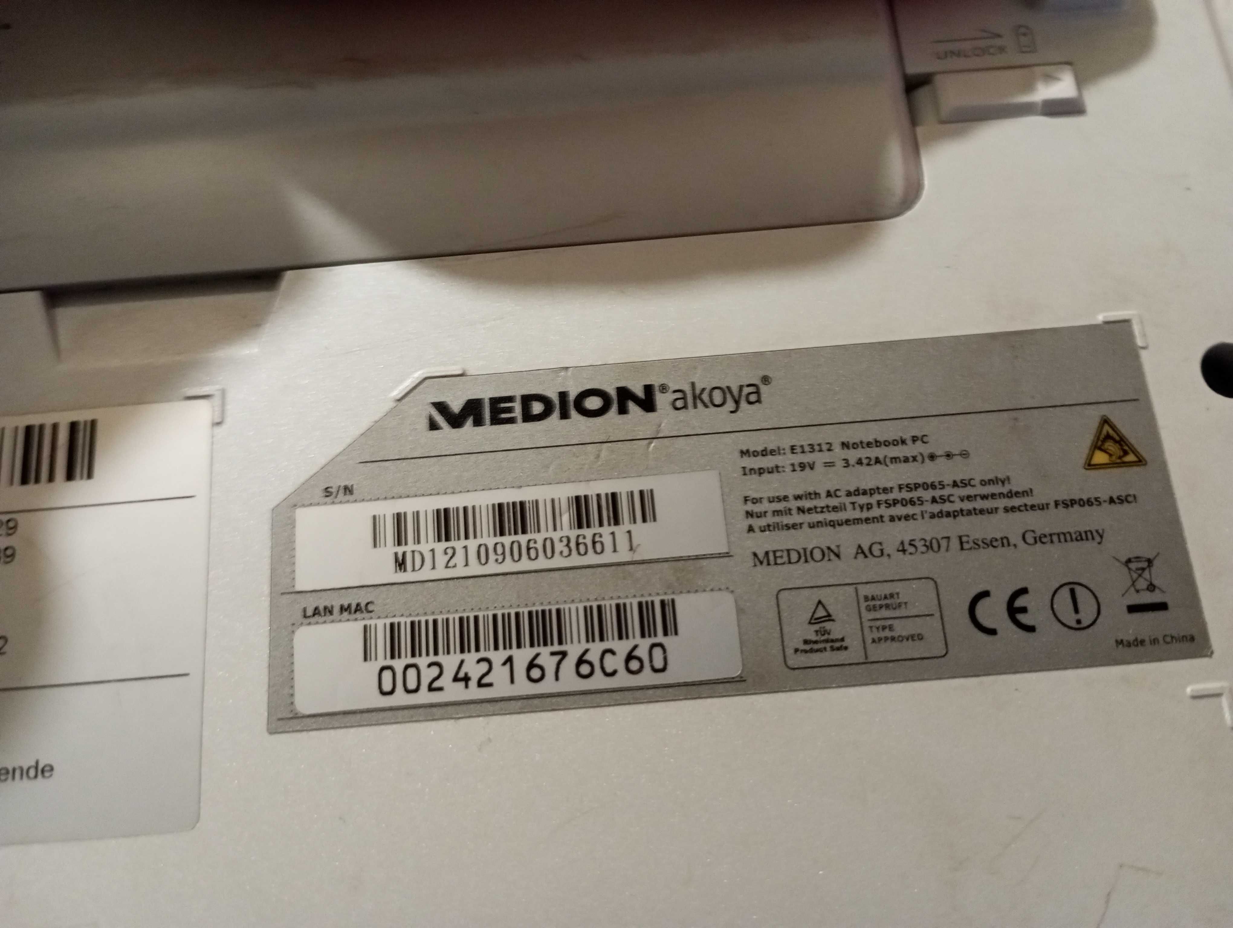 Недбук Medion E1312 AMD Sempron 210U / 2 GB DDR2 /240 GB SSD2.5. -нова