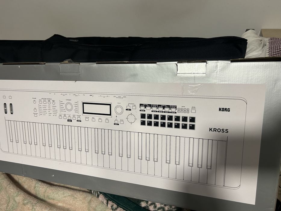 Korg kross 2 e caixa original