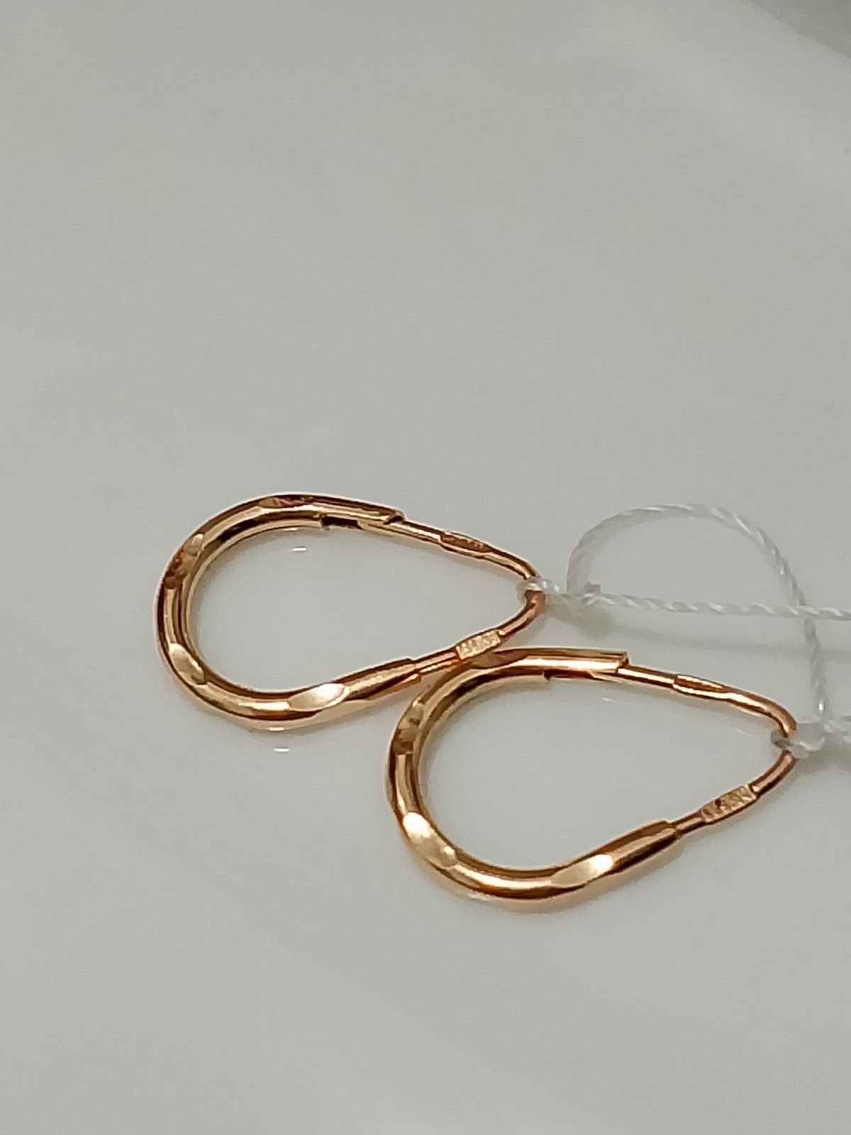 Золотые детские серьги ,,Петельки" 585п.