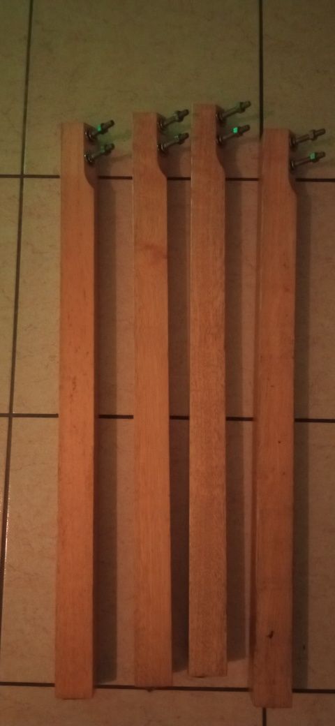 Mesa de cozinha com 4 cadeiras