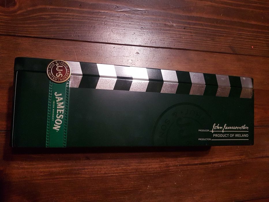 Подарочная металлическая коробка  JAMESON.