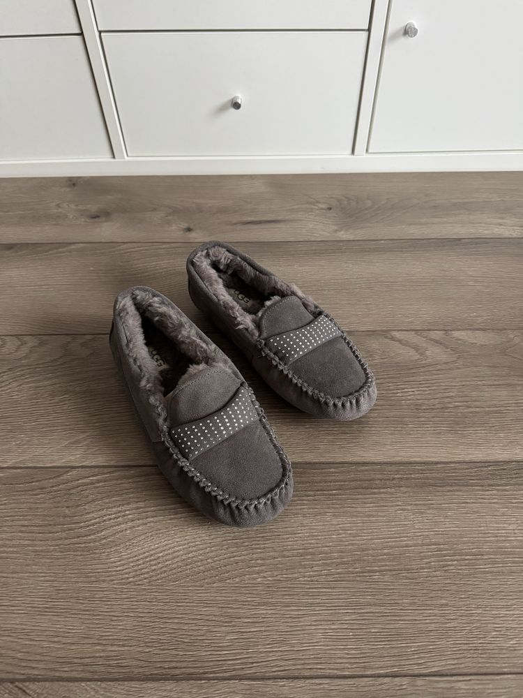 UGG Dakota жіночі мокасини оригінал 38р