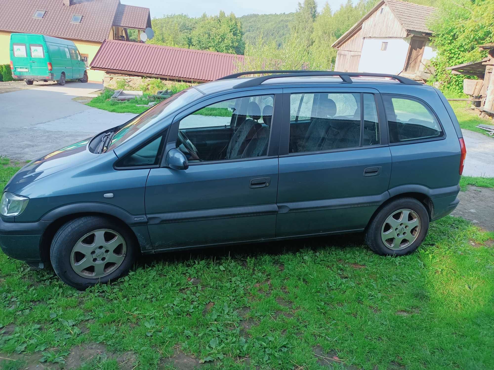 Sprzedam Opel Zafira A z 1999 r