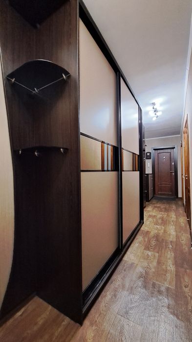 Продаж 3 кім.кв на Митниці