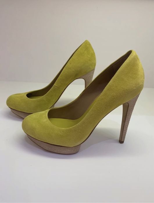 Sapatos de salto alto verde lima BCBG nº 36