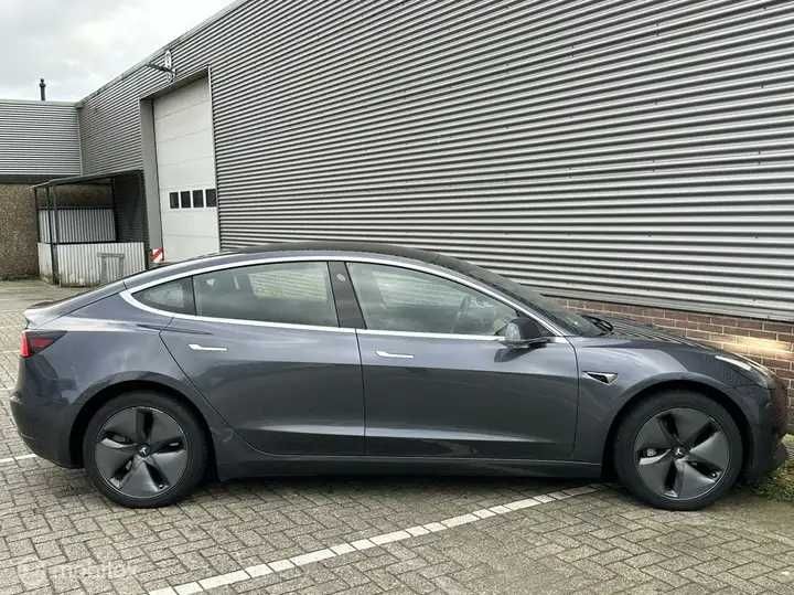 Tesla Model 3  бампер запчасти запчастини шрот разборка розбірка