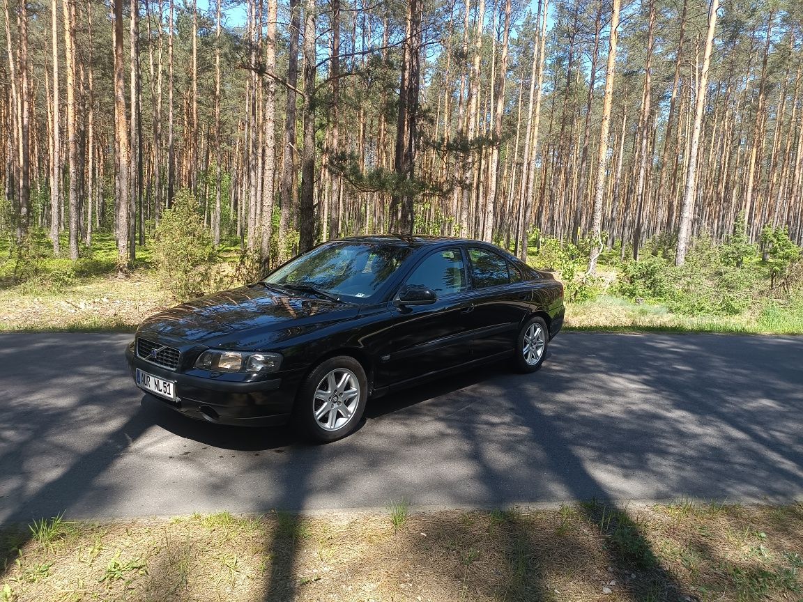 Sprzedam Volvo S60 2.4 benzyna