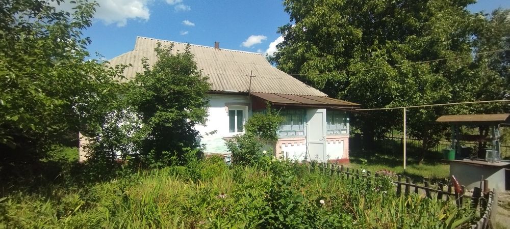 Земельна ділянка та земельна ділянка разом із житловим будинком