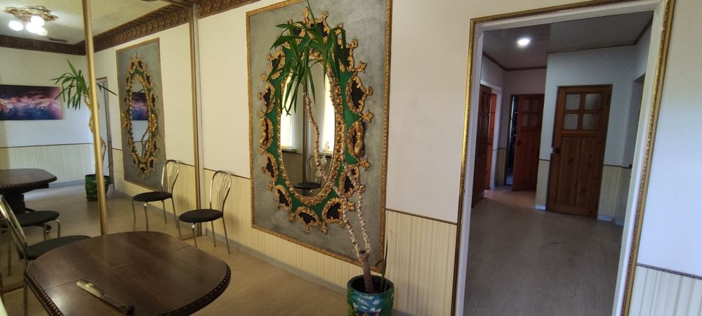 Апартаменти ,чан,басейн, лазня.