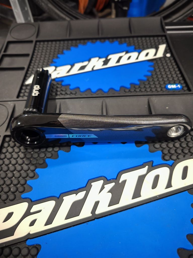 Lewe ramię korby SRAM Force AXS D2 170mm (+/- 300km)