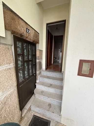 Casinha da avó - Pronta a entrar